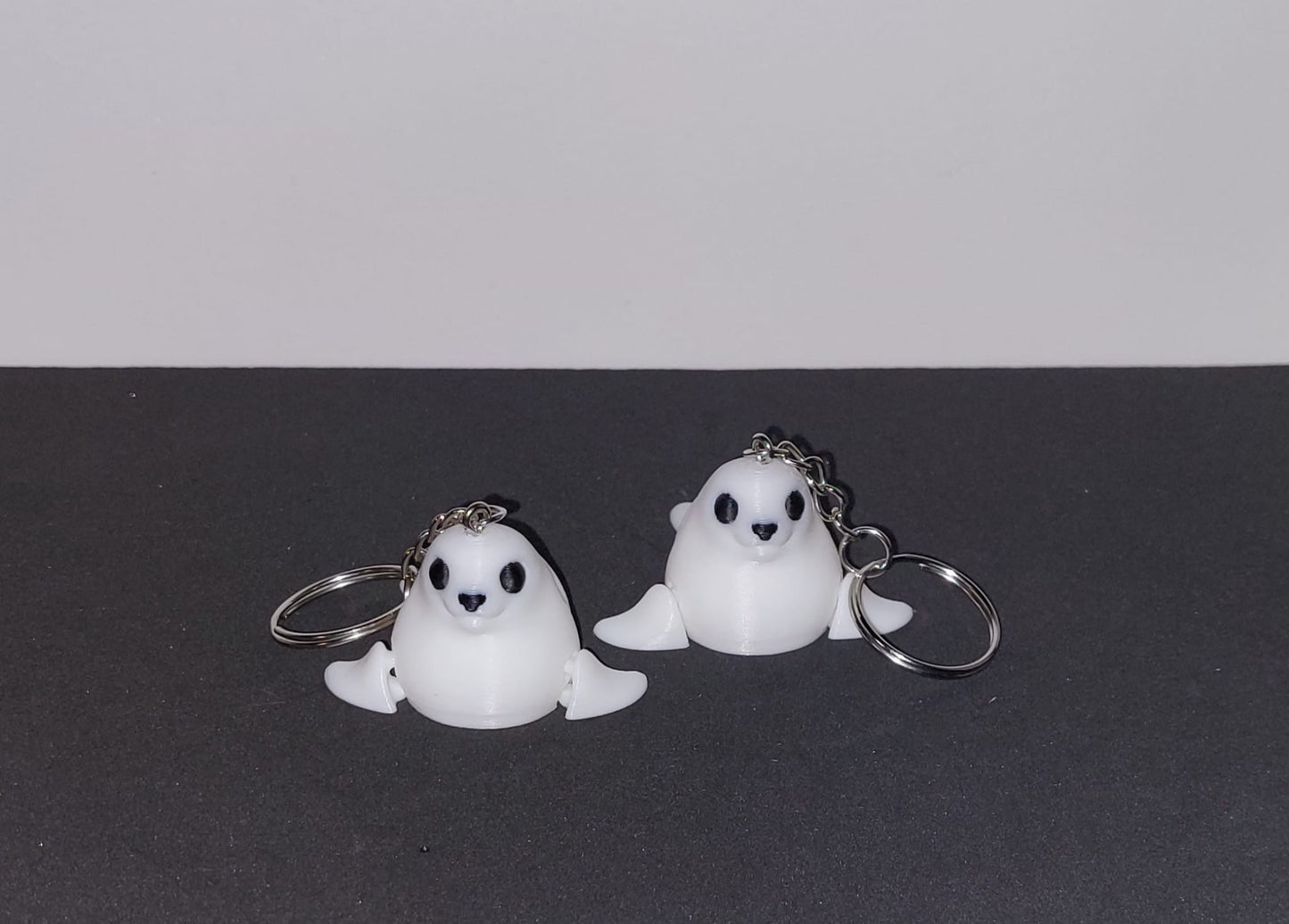 Adorable Seal Keychain 🦭❄️ – 3D Printed Cuteness!