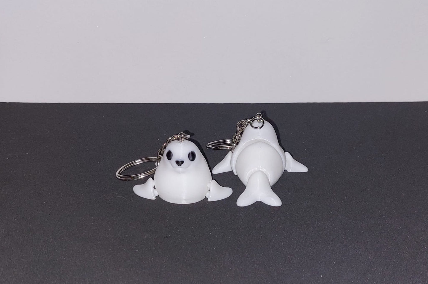 Adorable Seal Keychain 🦭❄️ – 3D Printed Cuteness!