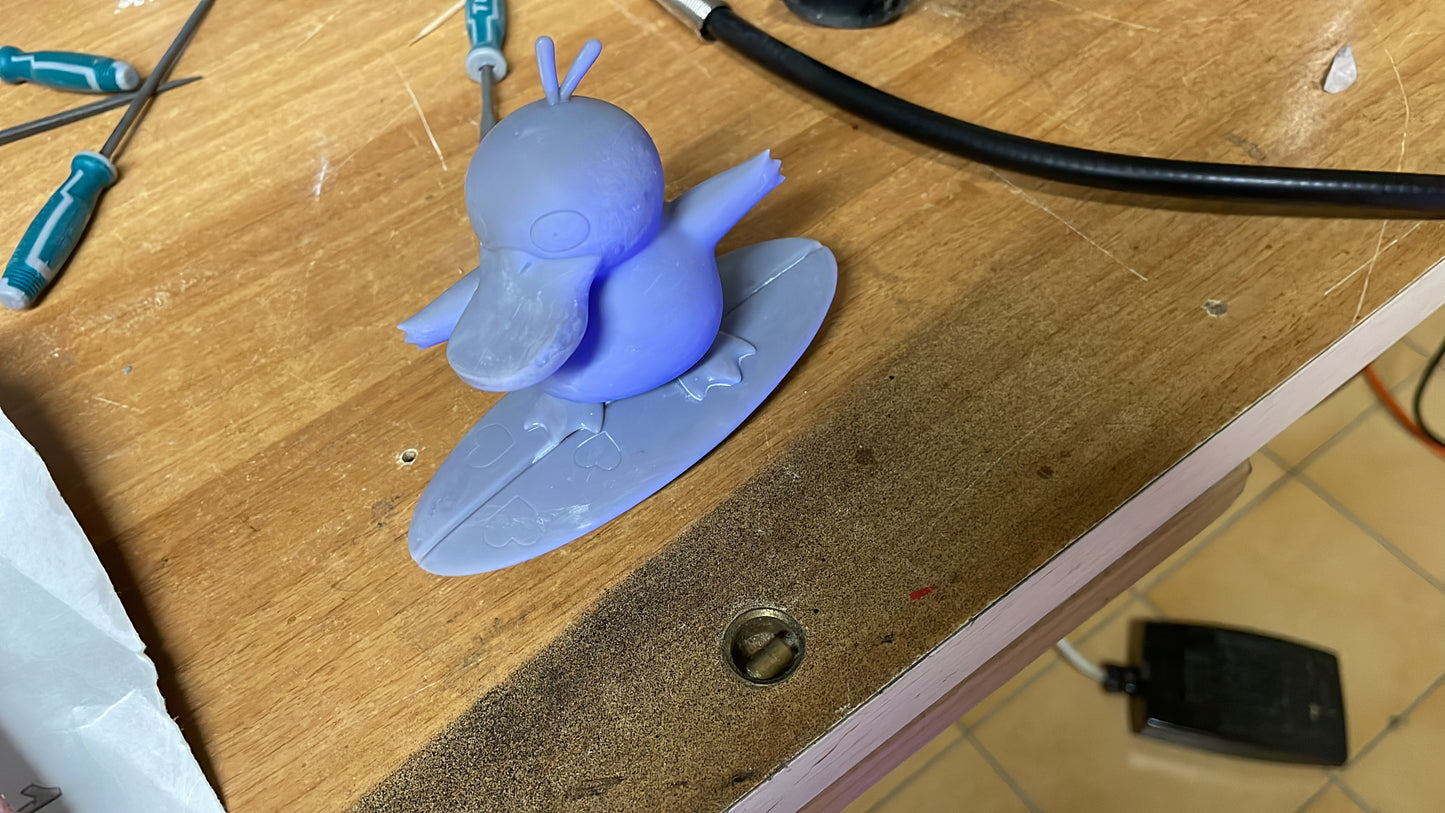 Psyduck Surfer – Build & Paint Action Figure